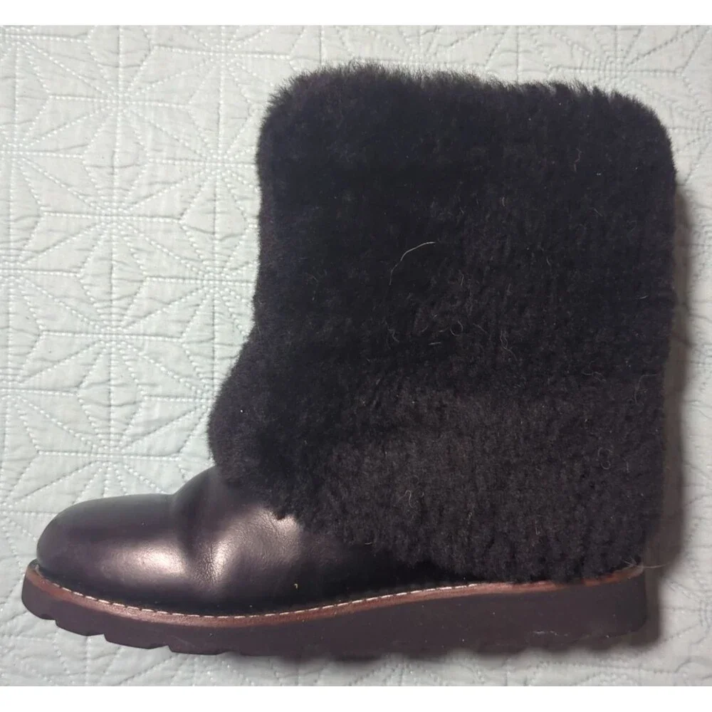 UGG Maylin Black Leather Sheepskin Lined Cuffed Mid Calf Boots Women's 6 Retired